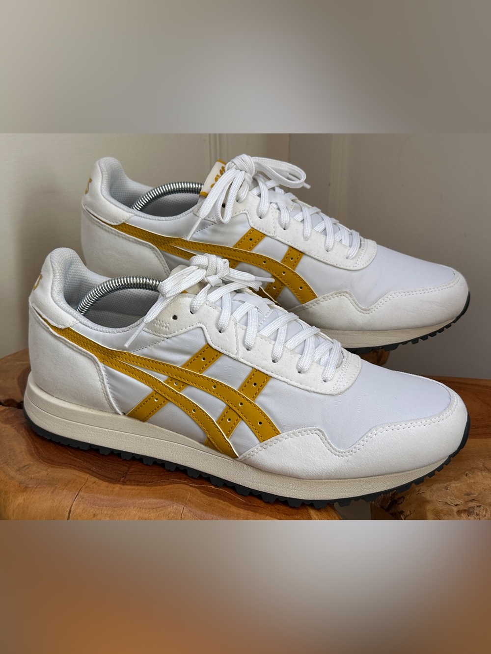 ASICS Tiger Runner II - Size: US Men’s 11